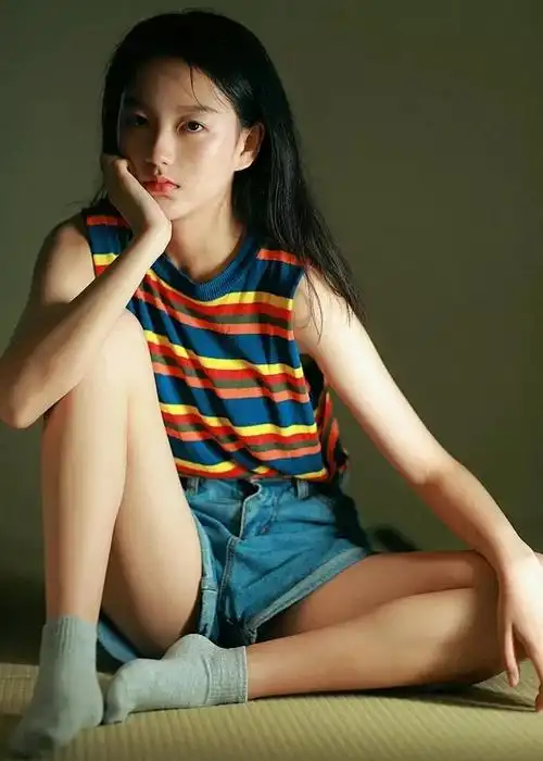 345影院年代悬疑剧白塔之下